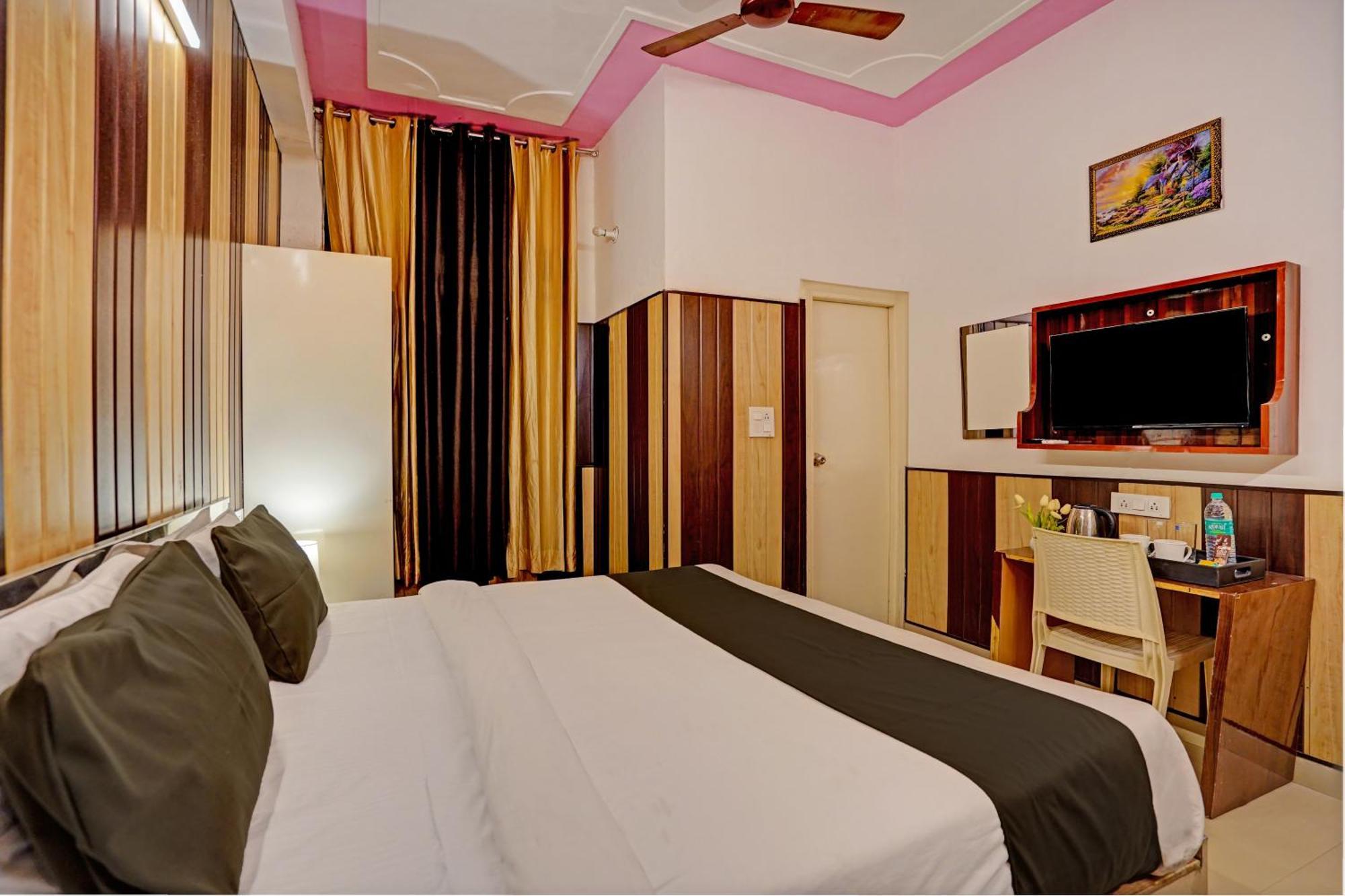 Hotel O Greno House Near Pvr Ansal Plaza Greater Noida Εξωτερικό φωτογραφία
